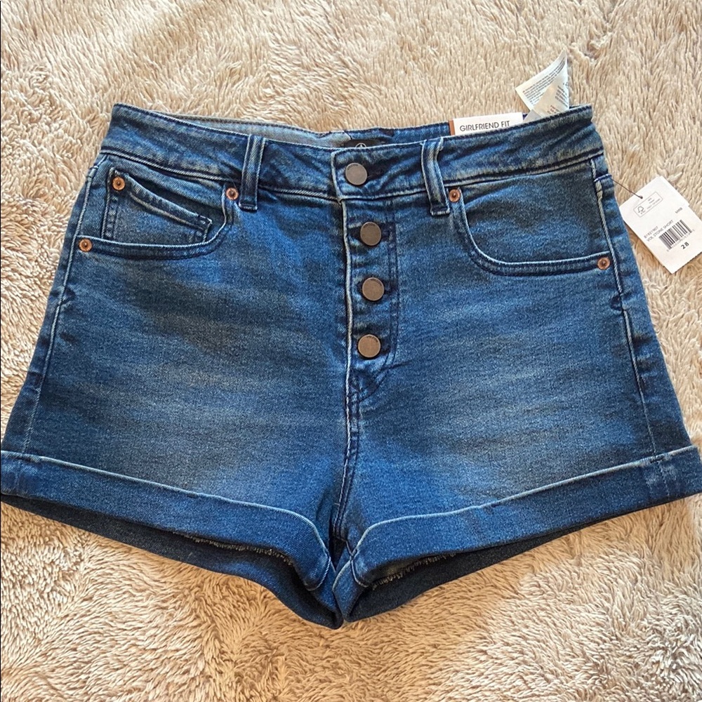 Volcom high rise Girlfriend Shorts